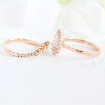 2.00 CT Pear Cut Moissanite Halo Bridal Wedding Ring Set