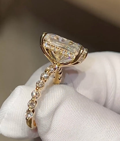 3.00 CT Radiant Cut Moissanite Engegament Ring