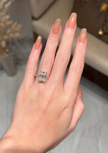 3.00 CT Radiant Cut Moissanite Engegament Ring