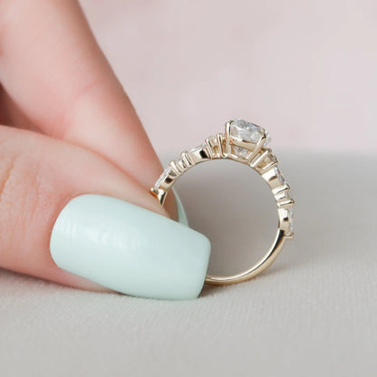 2.00 CT Oval CUt Moissanite Engagement Ring