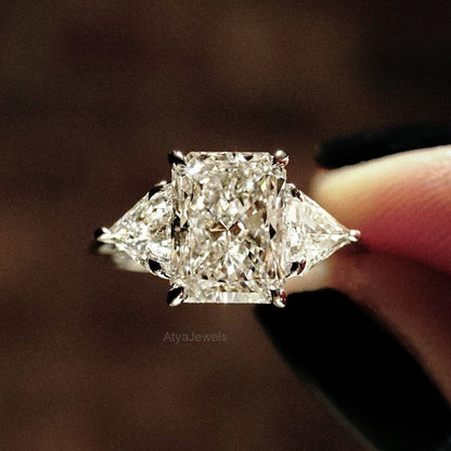 2.00 CT Radiant Cut Moissanite Anniversary Ring