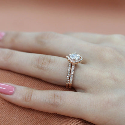 1.0 CT Floral Cushion Cut Moissanite Halo Bridal Engagement Ring Set