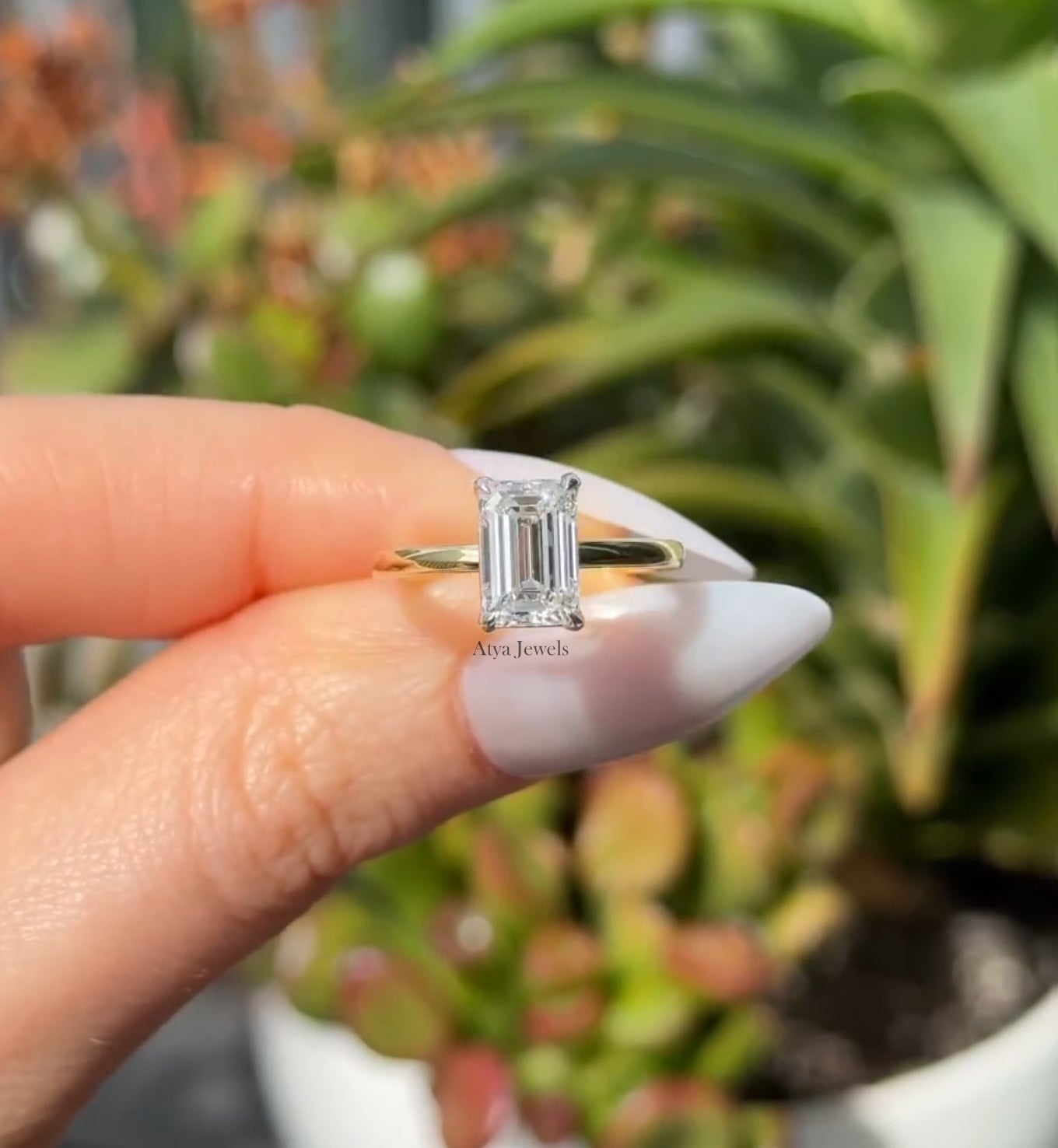 3.00 CT Emerald Cut Moissanite Valentine Ring