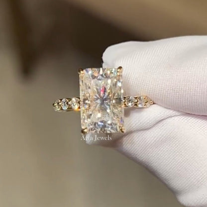 3.00 CT Radiant Cut Moissanite Engegament Ring