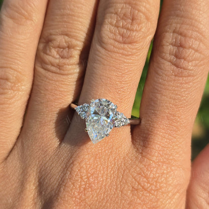 4.00 CT Pear Cut Moissanite Halo Engagement Ring Moissanite Wedding Ring for Her Anniversary Gift Moissanite Cluster Ring