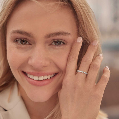 1.00 TCW ROUND SHAPED MOISSANITE MINIMALIST WEDDING BAND