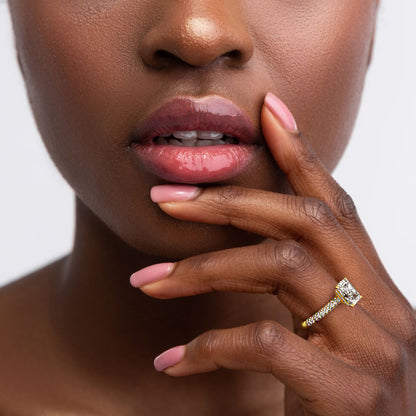 2.50 CT Radiant Cut Lab Grown Diamond Anniversary Ring For Wife