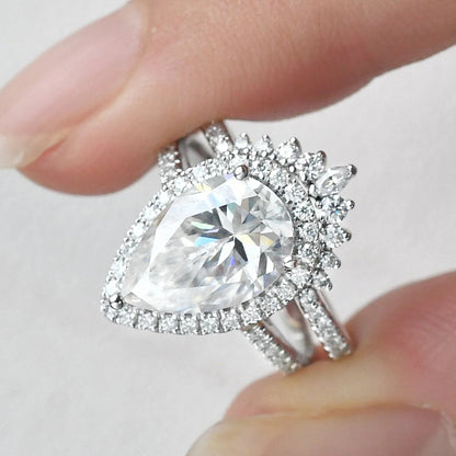 3.00 CT Pear Cut Moissanite Halo Engagement Ring with Curved Stacking Band