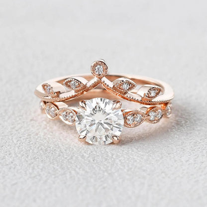 2.00 CT Round Brilliant Cut Solitaire Moissanite Wedding Ring with Curved Stacking Band
