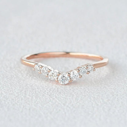 0.30 TCW Round Brilliant Cut 1.50 MM Curved Bridal Wedding Band