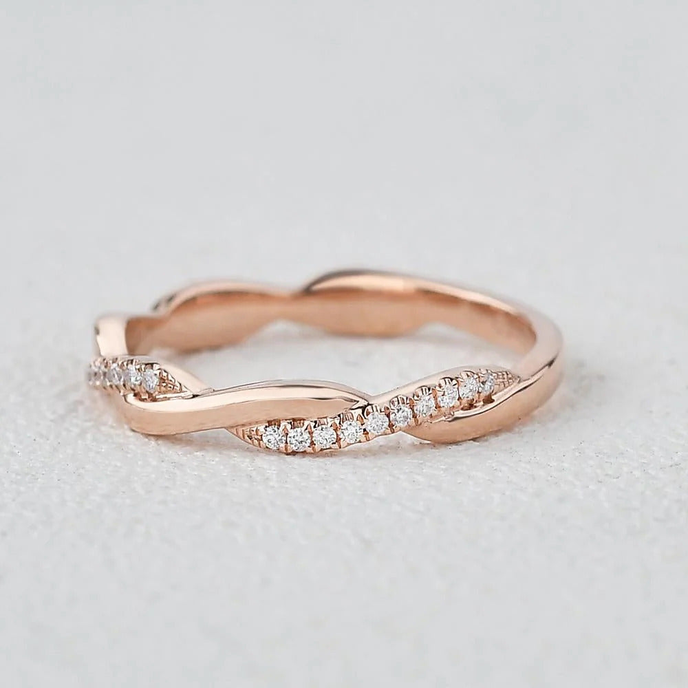 0.50 TCW Round Brilliant Cut Infinity Shank Unique Wedding Band