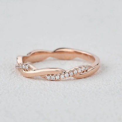 0.50 TCW Round Brilliant Cut Infinity Shank Unique Wedding Band