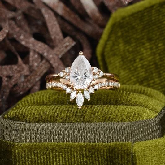 3.00 CT Pear Cut Moissanite Vintage Style Bridal Ring Sets in 18K Gold