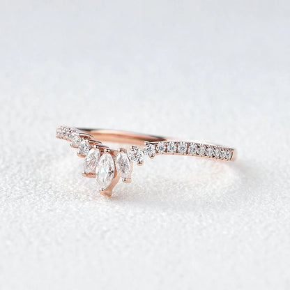 0.60 TCW Marquise And Round Curved Moissanite Wedding Band