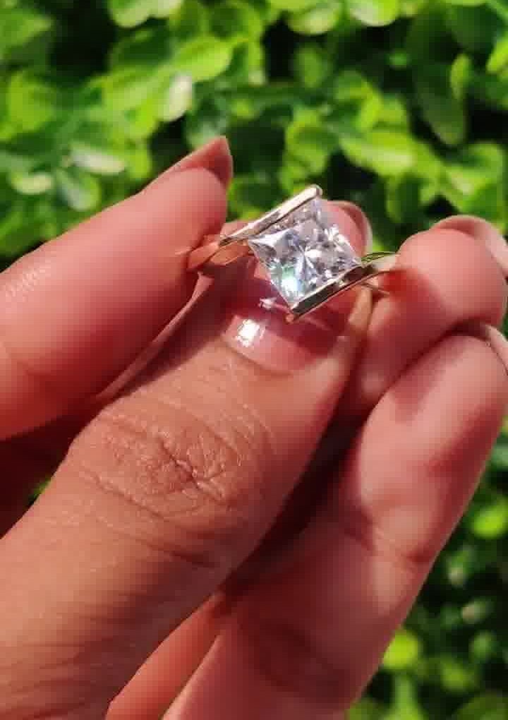 2.00 CT Princess Cut Moissanite Anniversary Ring