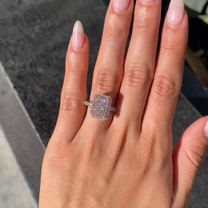 2.5 CT Radiant Cut Moissanite Engagement Ring