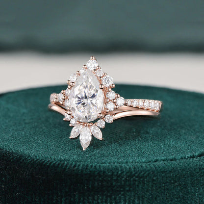 2.00 CT Pear Cut Cluster Moissanite Bridal Ring Set