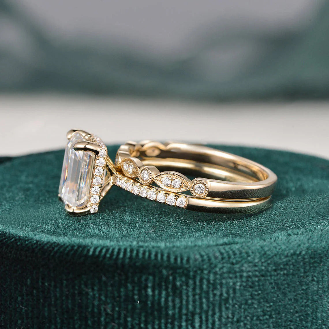 2.50 CT Emerald Cut Moissanite Bridal Ring Set