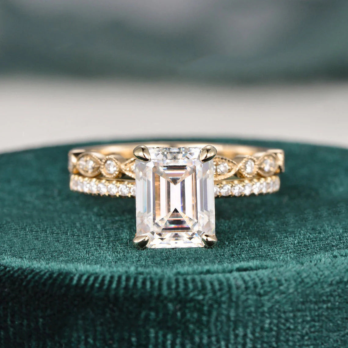 2.50 CT Emerald Cut Moissanite Bridal Ring Set