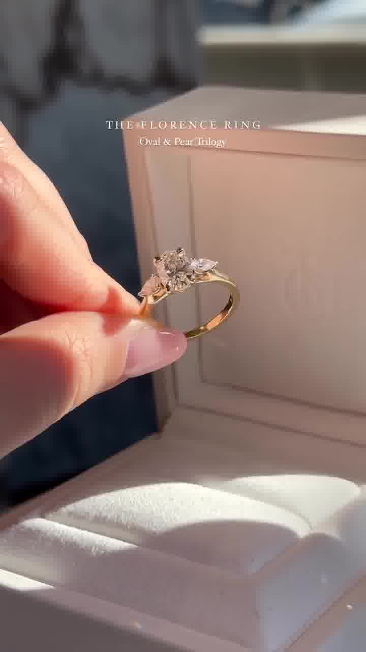 3.00 CT Oval Cut Moissanite Anniversary Ring