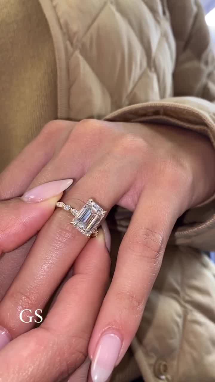 4.00 CT Emerald Cut Moissanite Bridal Wedding Ring Set