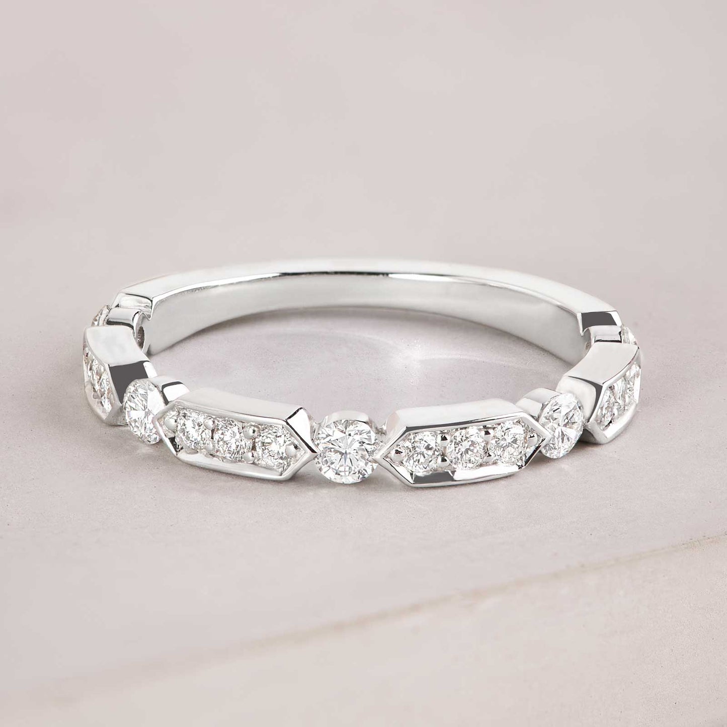 1.00 TCW ROUND SHAPED MOISSANITE MINIMALIST WEDDING BAND