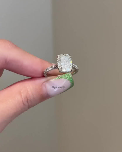 2.50 CT Cushion Cut Moissanite Anniversary Ring