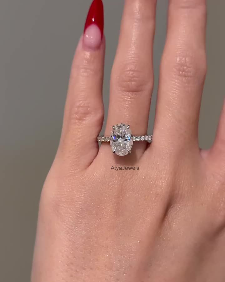 3.00 CT Oval Cut Moissanite Wedding Ring