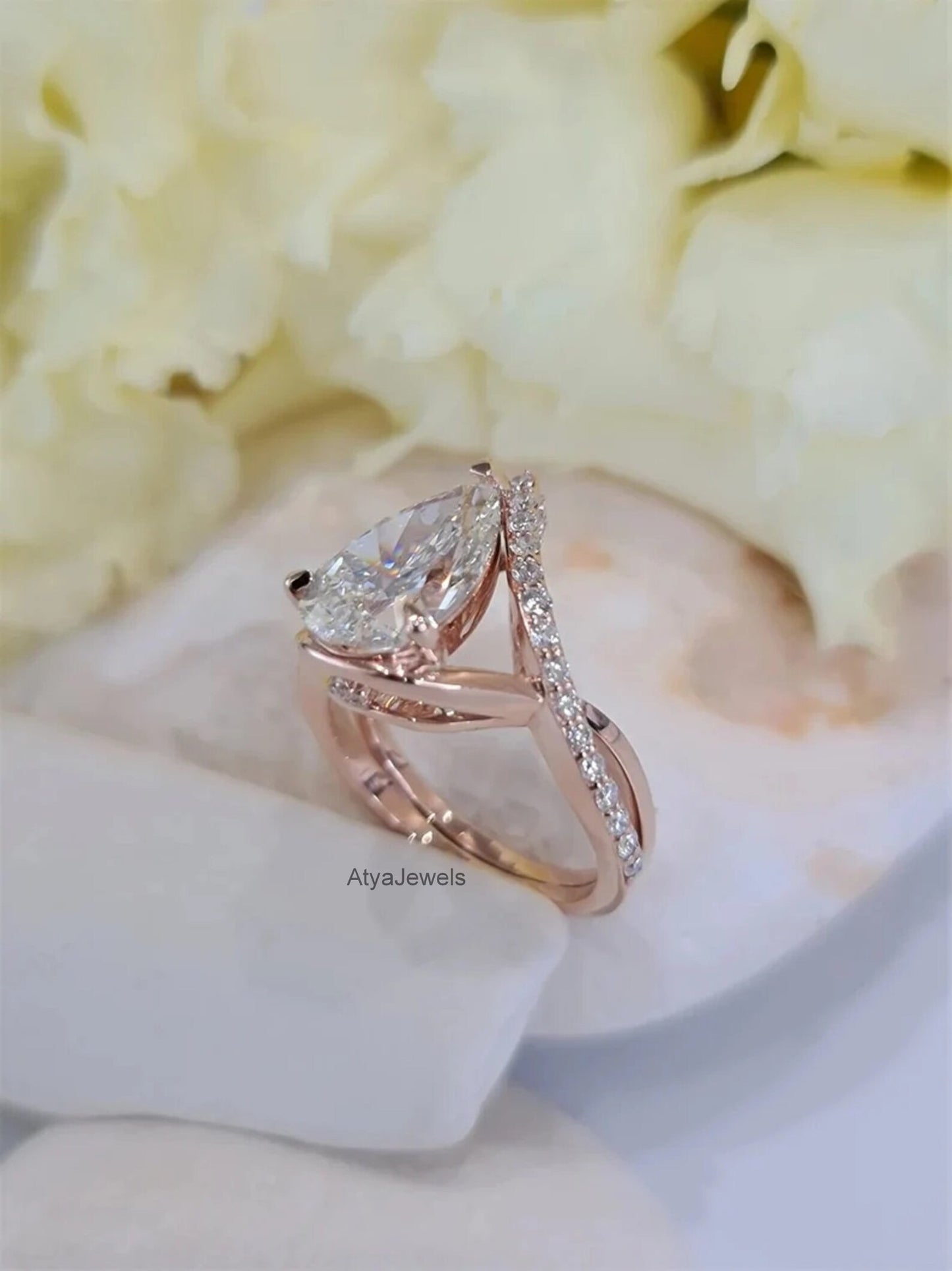 3.00 CT Pear Cut Moissanite Wedding Ring