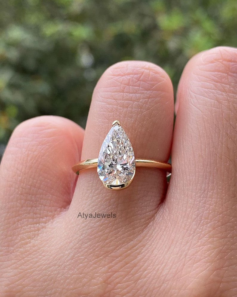 3.00 CT Pear Cut Moissanite Anniversary Ring