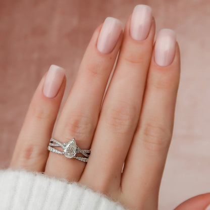 3.00 CT Pear Cut Moissanite Split Shank Halo Bridal Wedding Ring Set