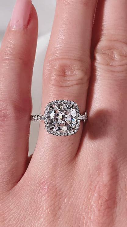 2.00 CT Cushion Cut Moissanite Engagement Ring