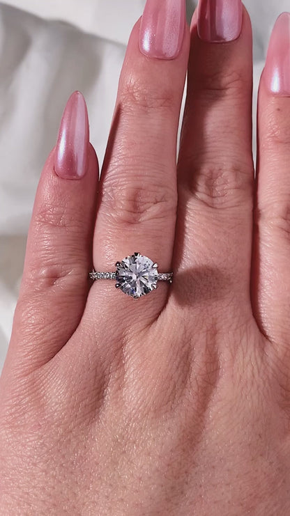 3.00 CT Round Cut Moissanite Engagement Ring