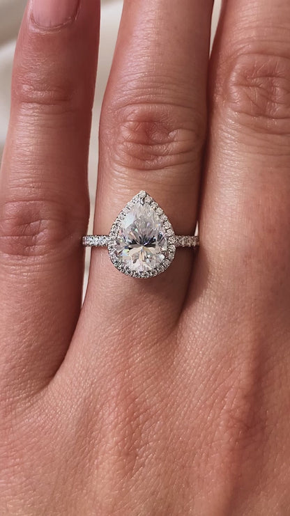 2.00 CT Pear Cut Moissanite Wedding Ring